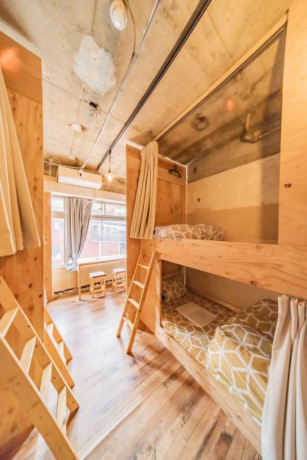 Artbar & Guesthouse Ennova Atami  Extérieur photo