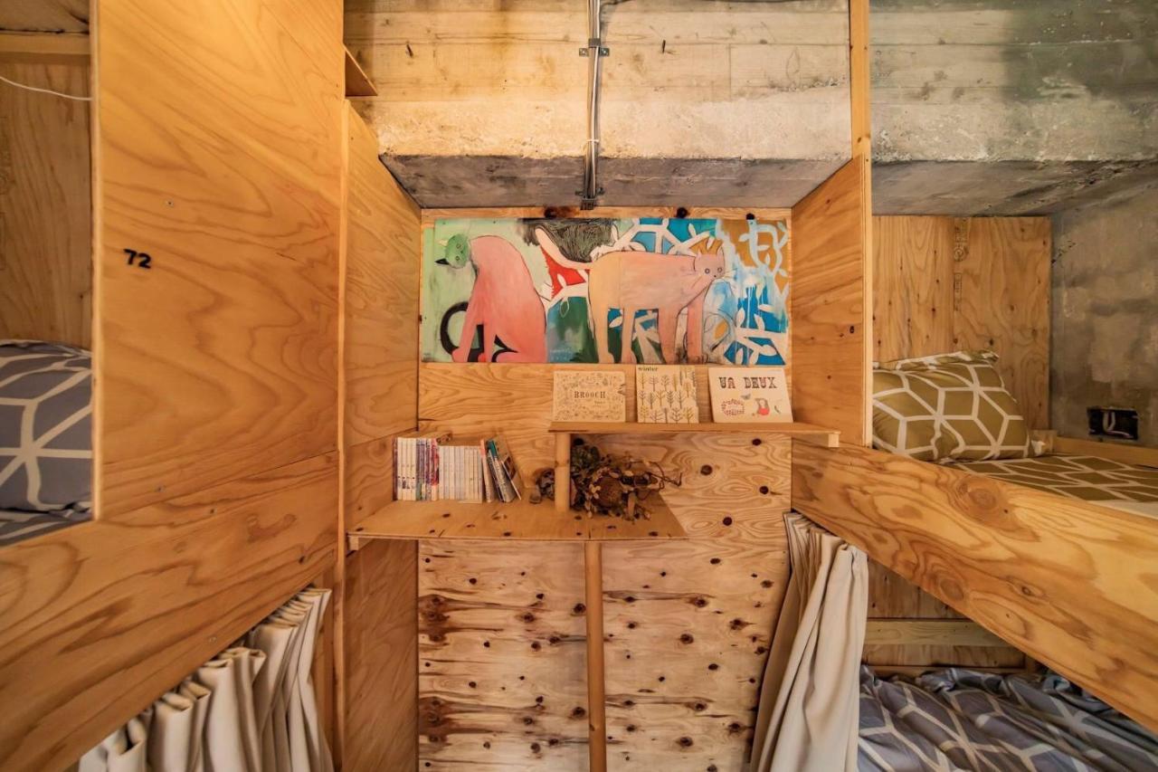 Artbar & Guesthouse Ennova Atami  Extérieur photo